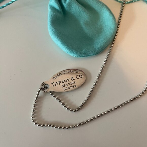 TIFFANY & CO. - PLEASE RETURN TO - PENDANT IN STERLING SILVER 925 WITH CHAIN - Picture 3 of 4